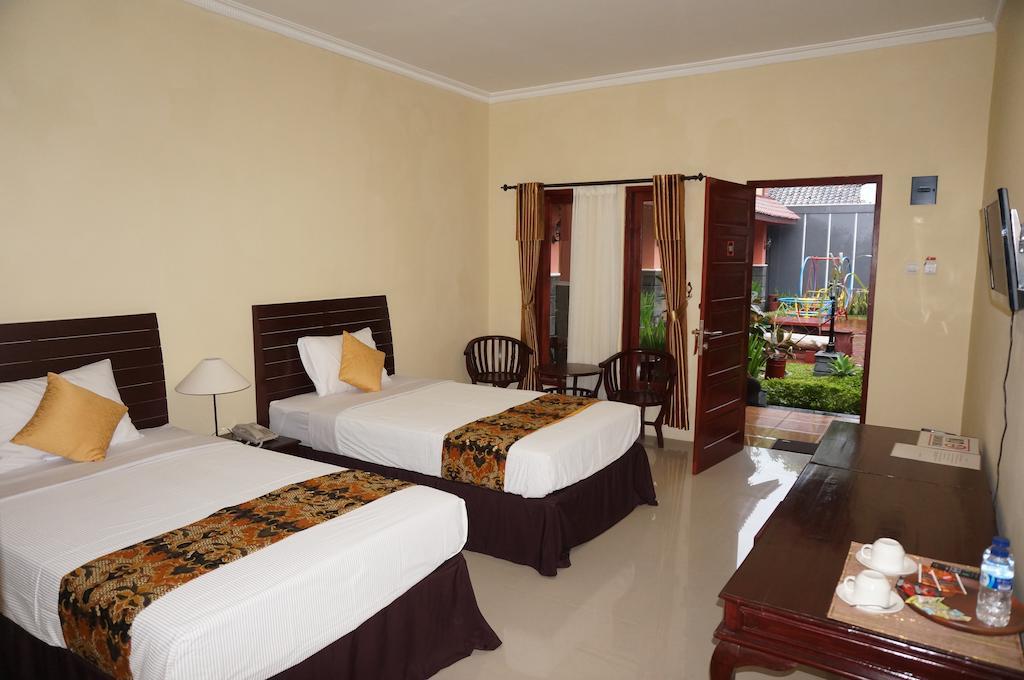 3C Familia Residence Yogyakarta Room photo